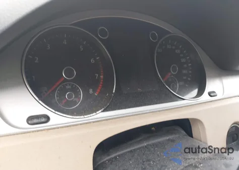 2013 Volkswagen Cc 2.0T R-Line/2.0T Sport/2.0T Sport Plus from USA, damaged, VIN WVWBN7AN7DE555937